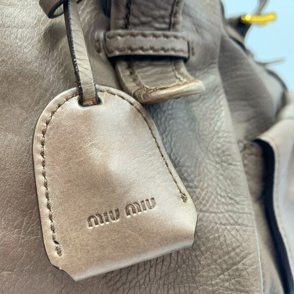 Authentic Very Large Vitello Lux Miu Miu 2way Satchel. Excellent preloved bag. - Picture 10 of 14